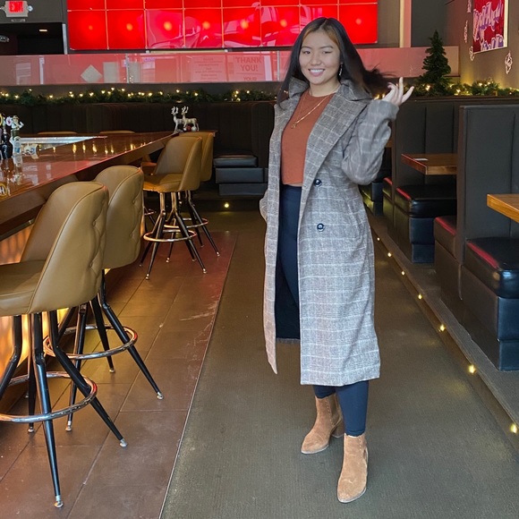 Brown boots - Picture 2 of 2